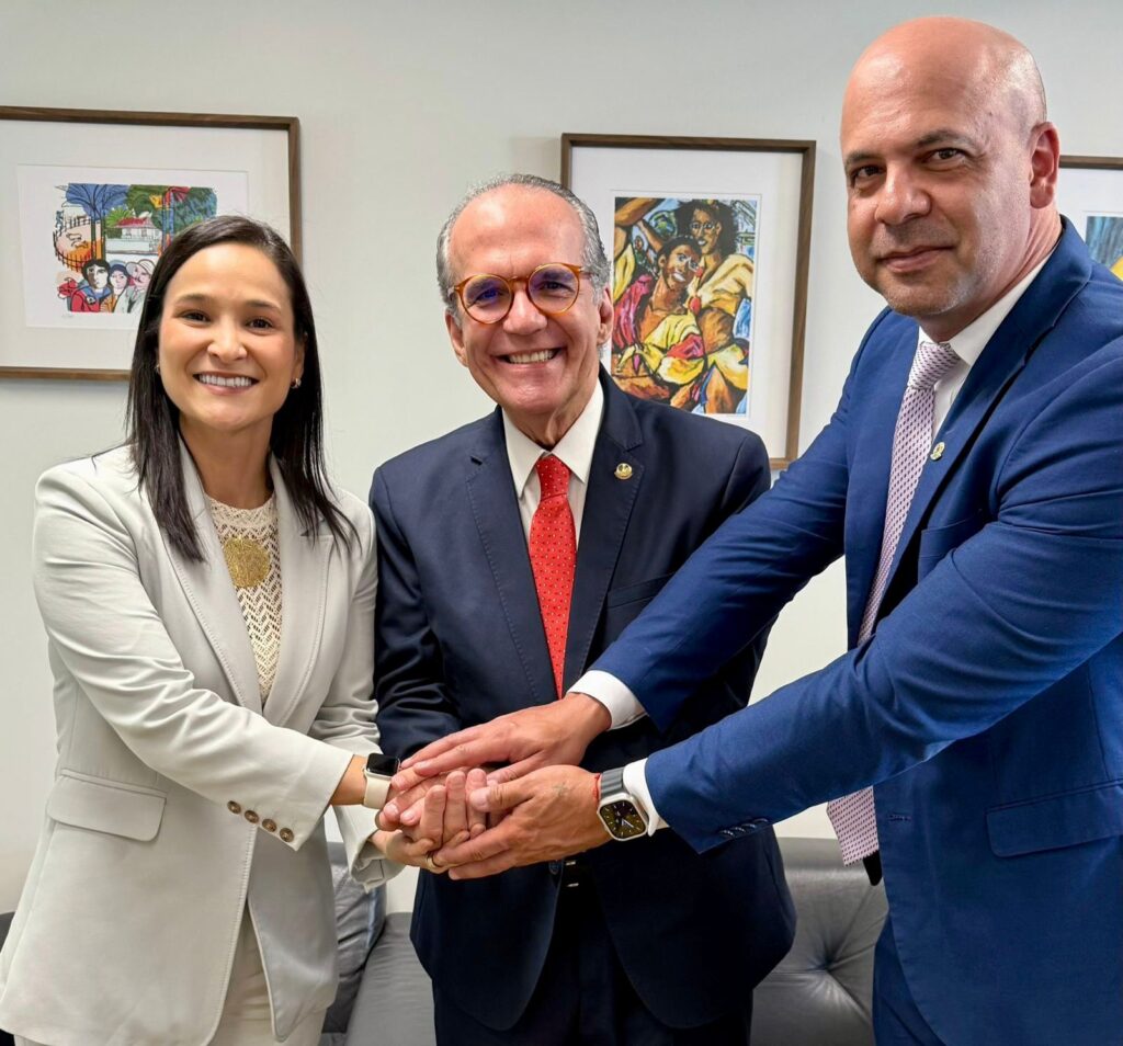 Com a OAB-PE, Anderson Correia articula apoio no Senado para projeto que aumenta pena para maus-tratos a cavalos e jumentos