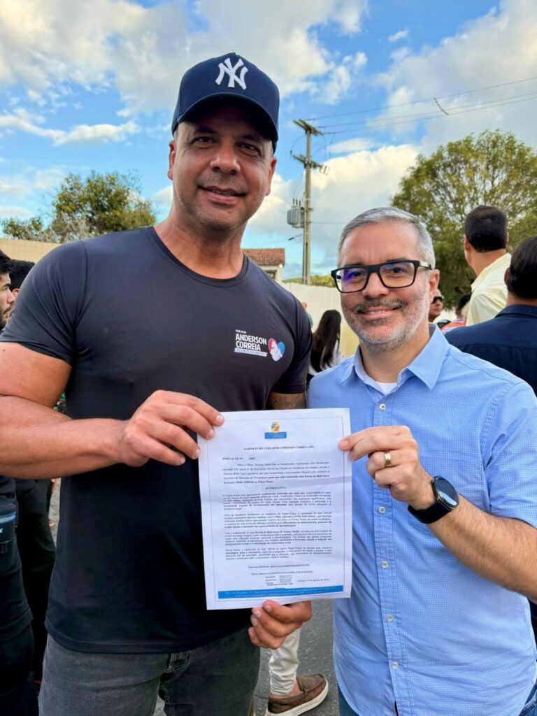 Com solicitação atendida, Anderson Correia celebra ordem de serviço de escola estadual no Xique-Xique