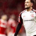 Flamengo volta a derrotar o Internacional e avança na Libertadores
