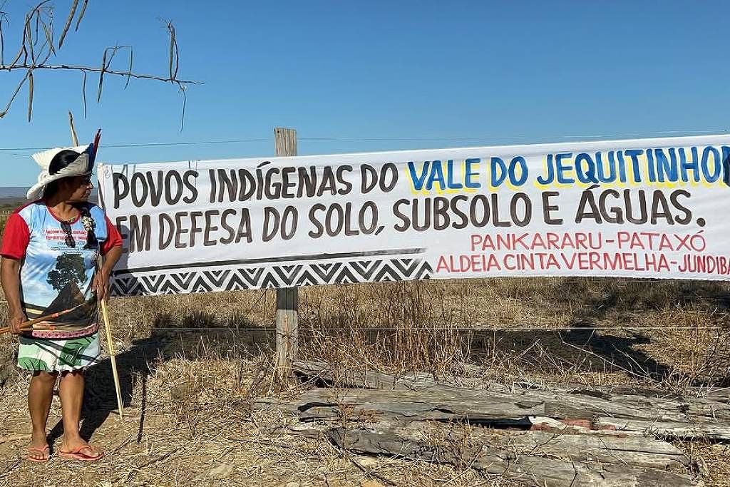 Indígenas acusam mineradora de danos ambientais em MG - 25/08/2025 - Mônica Bergamo