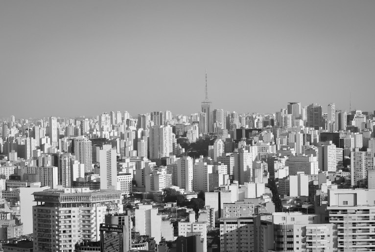 Massa de ar frio e seco mantém tempo firme em SP nesta terça-feira (12); veja previsão