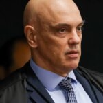 Moraes dá 48h para Bolsonaro explicar documento com pedido de asilo