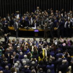 Motim impulsa blindagem a políticos e anistia empaca - 07/08/2025 - Poder