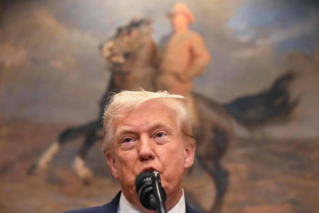 Tarifas de Trump entram em vigor no mundo - 07/08/2025 - Mercado