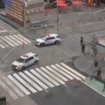 18.ago.2025 - Times Square, em Nova York, é evacuada após suspeita de bomba
