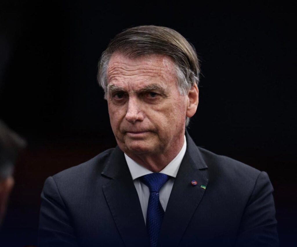 Bolsonaro passa mal em Brasília e médico é acionado às pressas