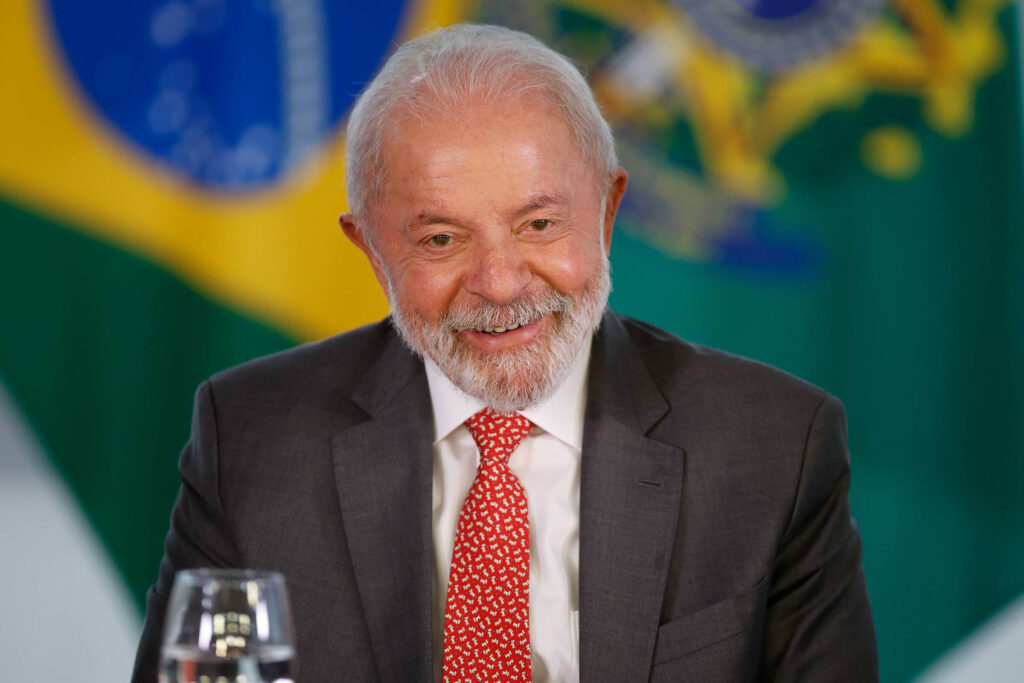 Brasil avalia ser 1º investidor do Fundo de Florestas - 19/09/2025 - Ambiente