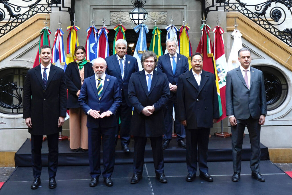 Com oposição da França, acordo UE-Mercosul entra na reta final em Bruxelas - 03/09/2025 - Mercado