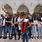 Exército de Israel invade universidade na Cisjordânia e agride guardas, diz jornal - 22/09/2025 - Mundo