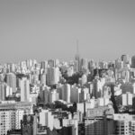 Grande São Paulo tem início de domingo com chuviscos e temperaturas amenas; veja previsão