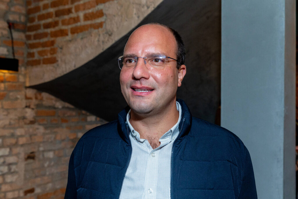 José Carlos Abissamra Filho lança livro em SP - 24/09/2025 - Mônica Bergamo