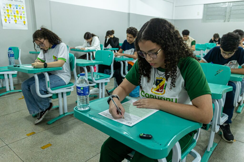 Mais de 70 alunos da Rede Municipal de Ensino concorrem a premiação da 3ª Olimpíada de Português
