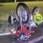 Motociclista fica ferido em colisão frontal na PR-090