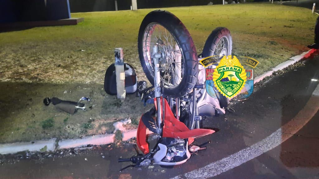Motociclista fica ferido em colisão frontal na PR-090