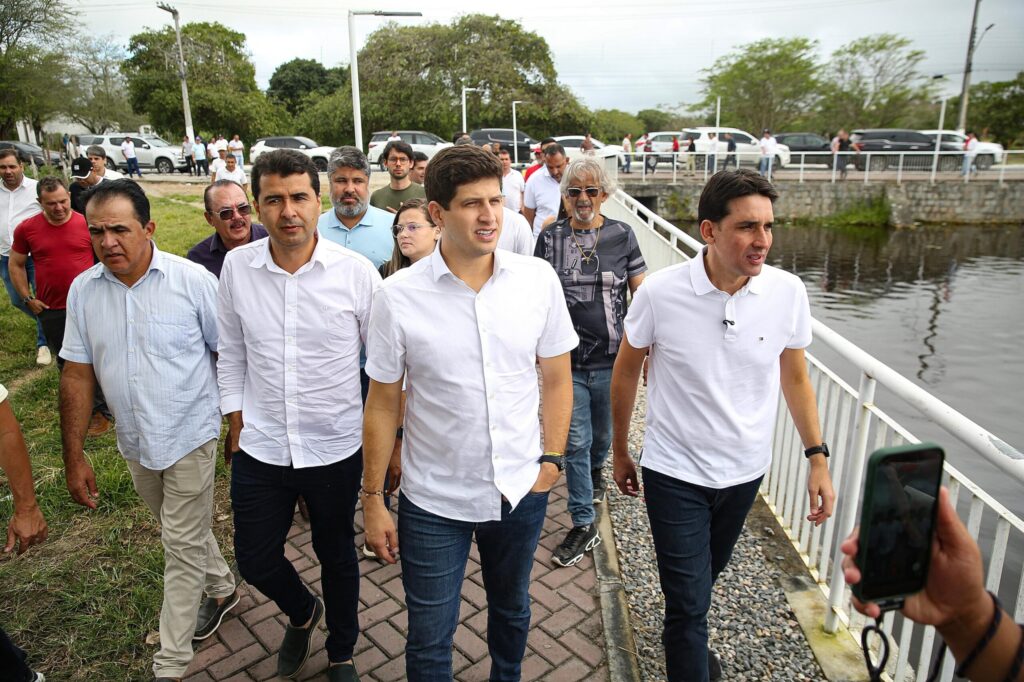 No Agreste, Silvio Costa Filho vistoria obras e intensifica diálogo com lideranças ao lado de João Campos