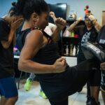 Projeto social no Rio oferece aulas de defesa pessoal para mulheres