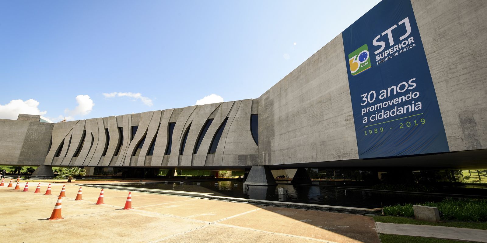 STJ valida nervosismo como razão para abordagem e busca policial