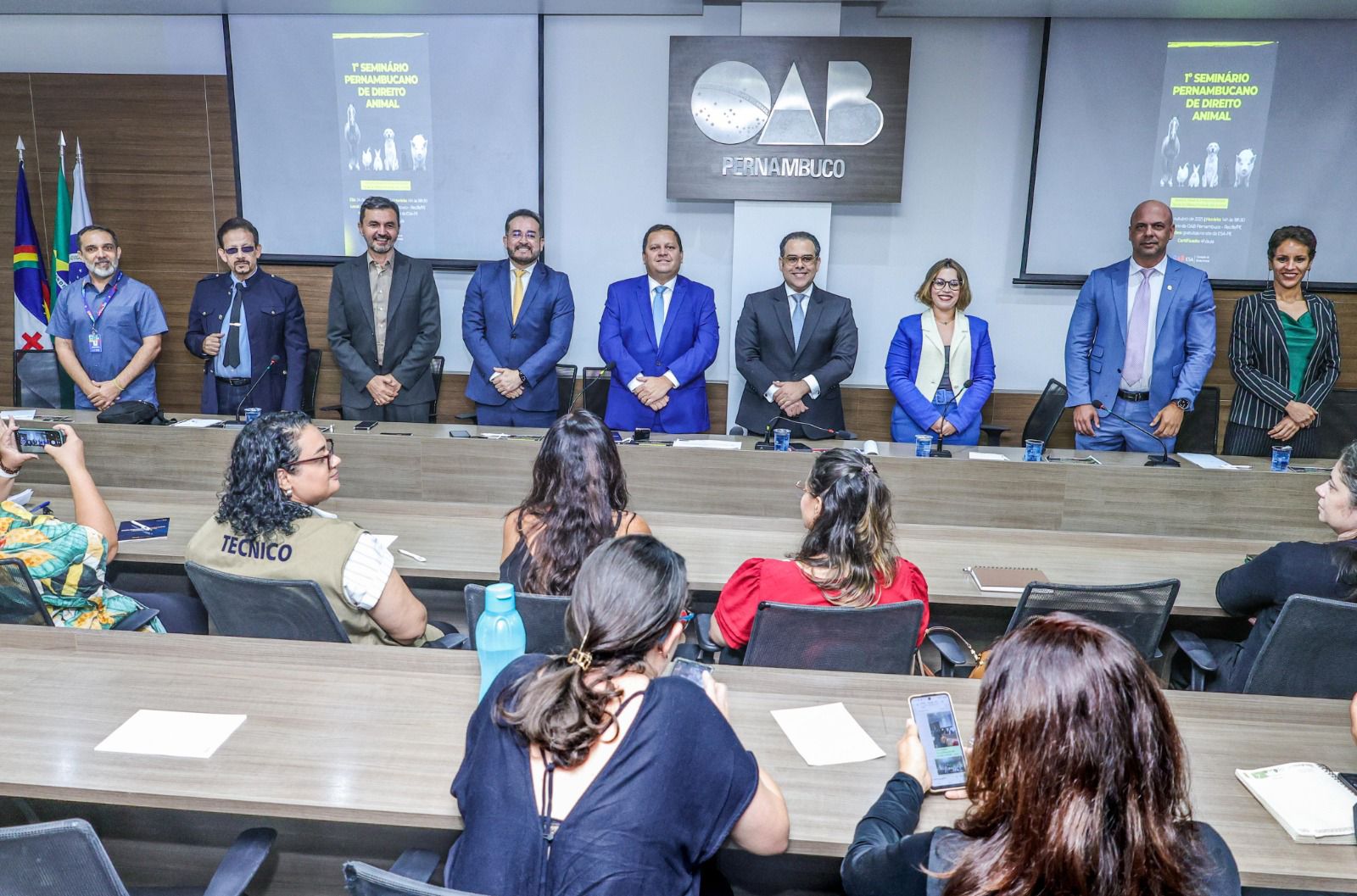 Ao lado de referências nacionais, Anderson Correia ministra palestra no 1º Seminário Pernambucano de Direito Animal