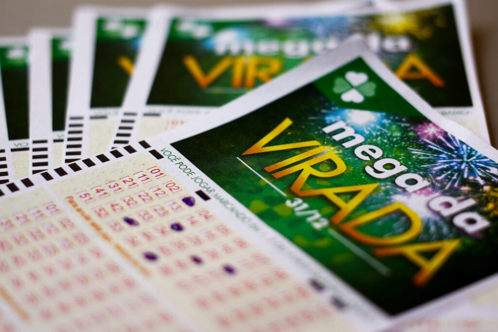 Apostas da Mega da Virada começam neste sábado e prêmio pode chegar a R$ 1 bi