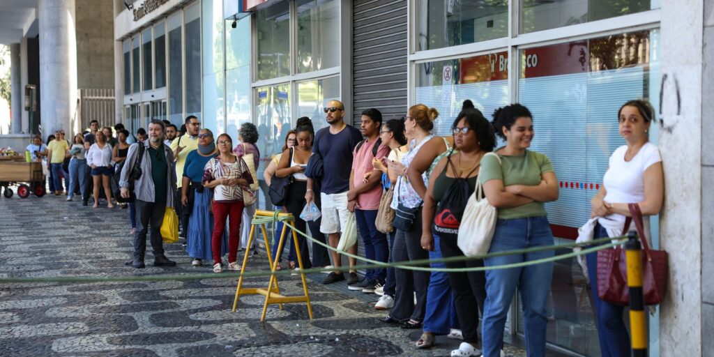 CNU: no Rio, candidatos buscam estabilidade e vida melhor para filhos
