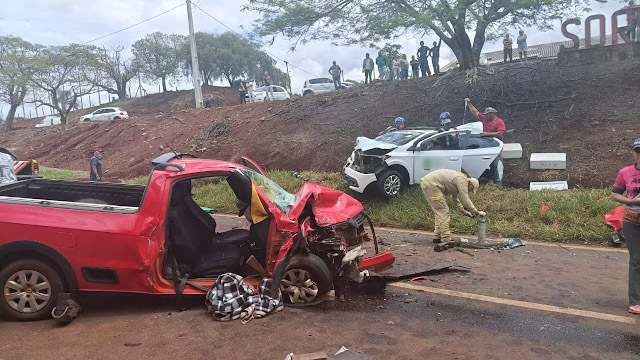 Colisão entre carros deixa feridos na PR-466; região de Ivaiporã
