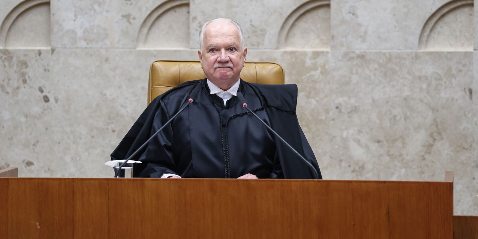 Fachin defende cultura democrática para evitar volta do autoritarismo