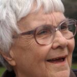 Harper Lee: Textos descartados rendem livro acima da média - 21/10/2025 - Ilustrada