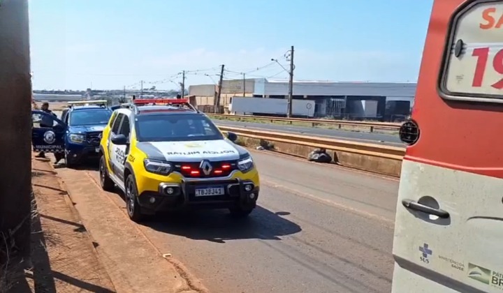 Homem morre ao ser baleado e mulher é esfaqueada em motel de Arapongas