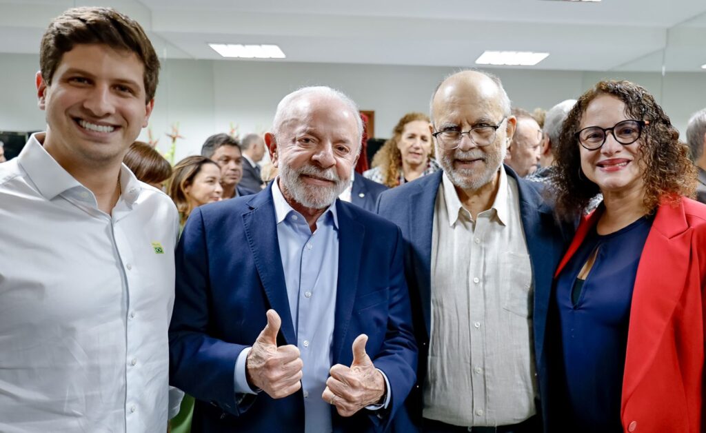 João Campos, Waldemar Borges e Lula prestigiam Congresso do Partido Comunista do Brasil (PCdoB)