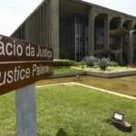 Ministério diz ao STF que já tomou medidas para intimar Figueiredo