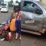 Motociclista fica ferida após colisão com S10 em Apucarana