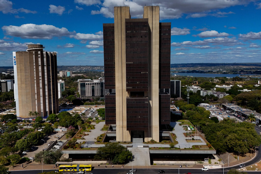 PF, BC e Coaf planejam fortalecer fiscalização de fundos - 19/10/2025 - Mercado