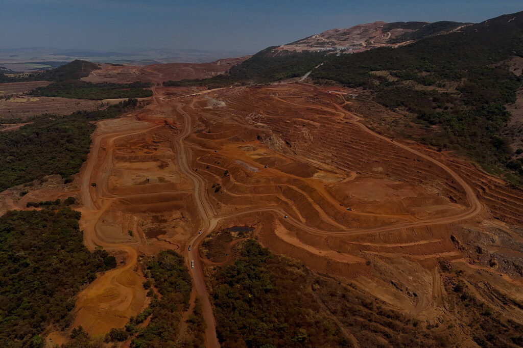 PL dos minerais críticos inclui criação de taxa e estatal - 04/10/2025 - Mercado