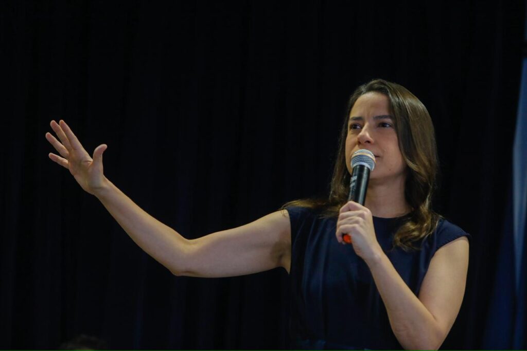 Raquel Lyra sinaliza que não deve apoiar Lula em 2026