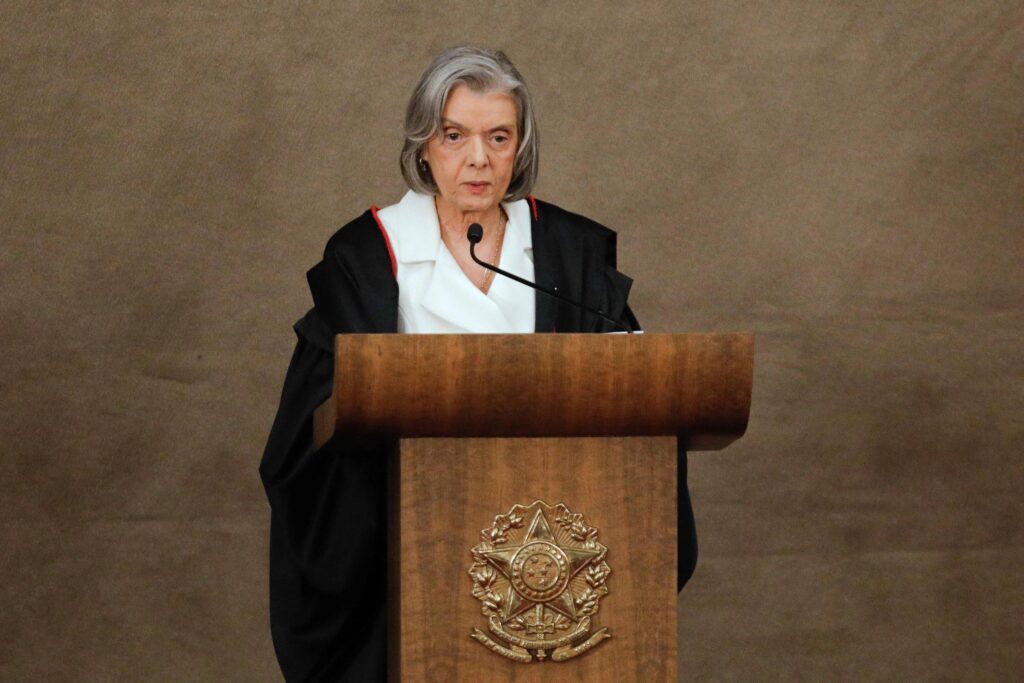 STF passa a usar 'relatora' para ministras em processos - 05/10/2025 - Mônica Bergamo