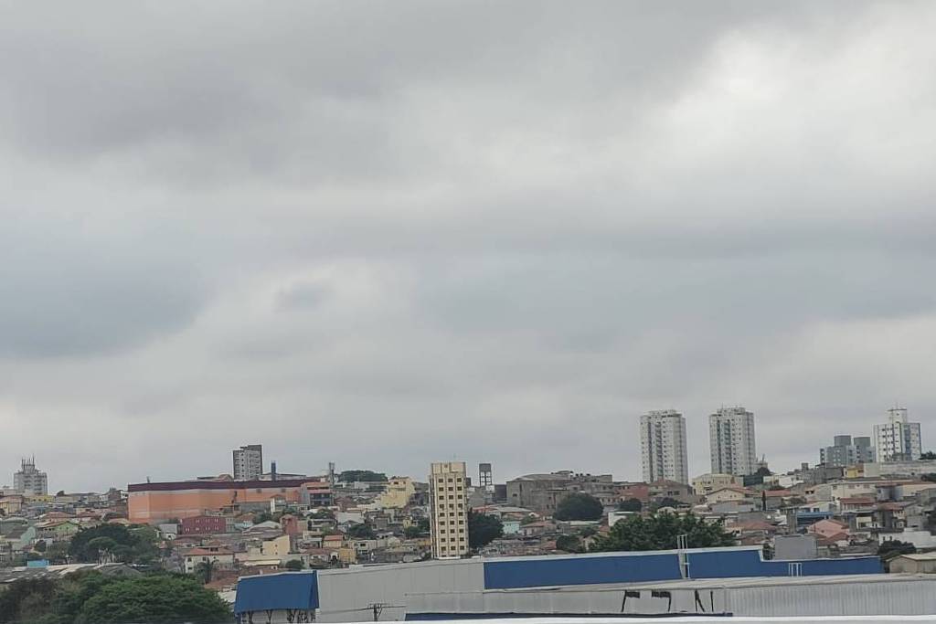 Temperatura deve variar de 10°C a 20°C na terça (21) em SP - 21/10/2025 - Cotidiano