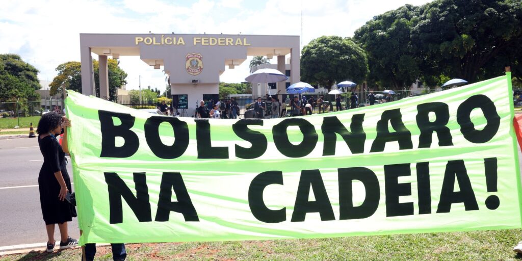 Bolsonaro ficará em cela da PF com 12 m², frigobar e banheiro privado