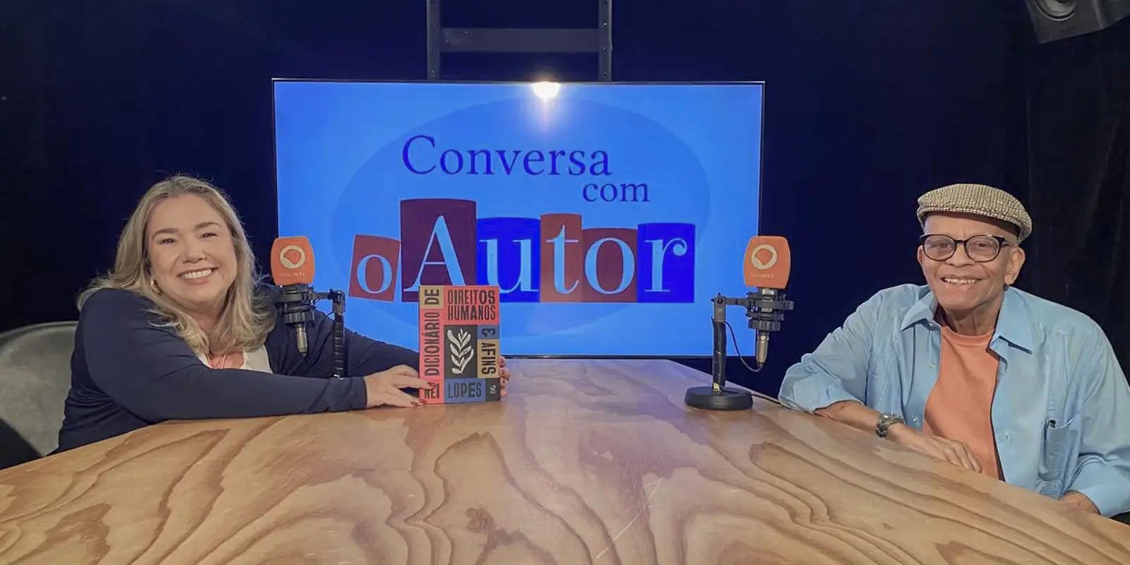 Conversa com o Autor entrevista escritor e compositor Nei Lopes