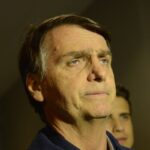 Defesa de Bolsonaro pede prisão domiciliar humanitária ao STF