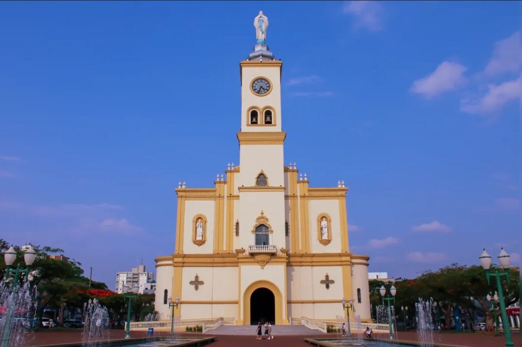 Diocese de Apucarana anuncia nova paróquia e transferências de padres