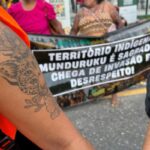 Em protesto pacífico, indígenas munduruku cobram participação na COP30
