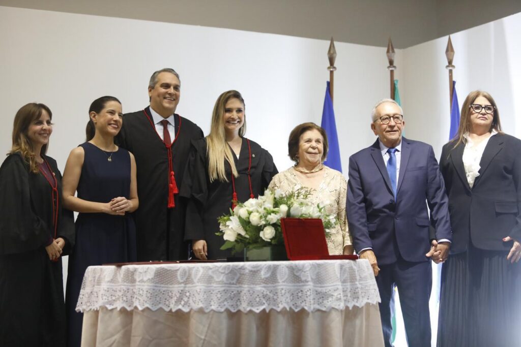 Governadora Raquel Lyra prestigia posse de nova turma de promotores de Justiça do Ministério Público de Pernambuco