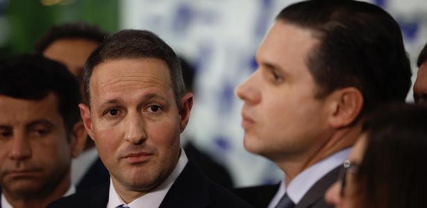 O presidente da Câmara dos Deputados, Hugo Motta (Republicanos-PB), e o deputado federal Guilherme Derrite (PP-SP) durante coletiva de imprensa