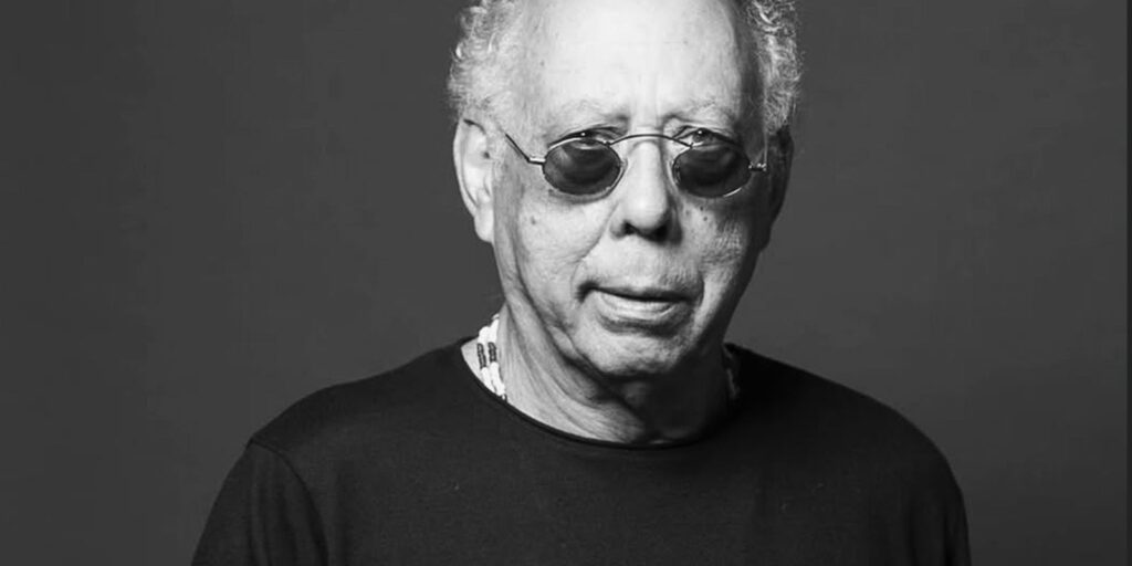 "Jards Macalé dizia que amor é gesto político", afirma Lula