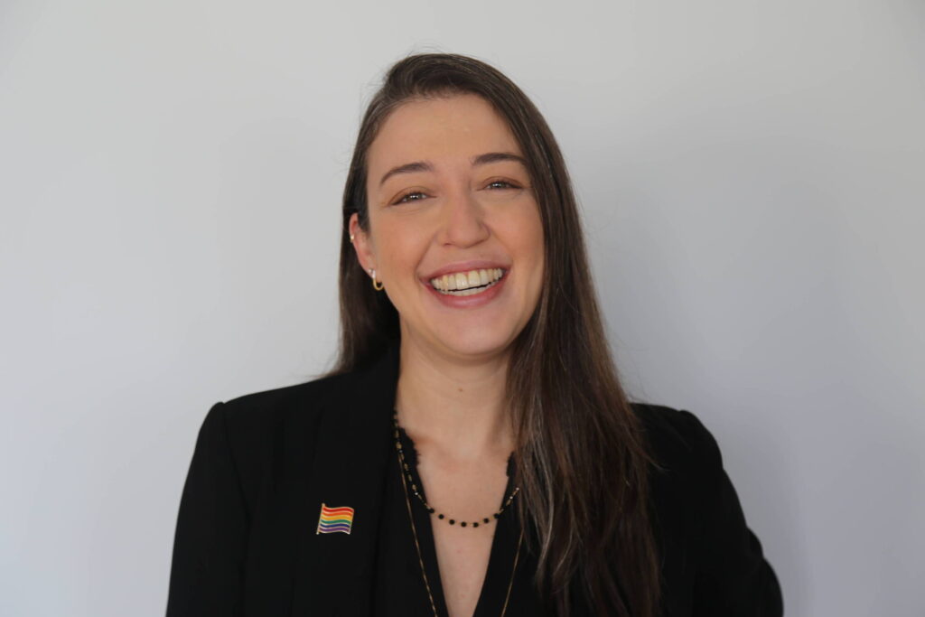 Livro analisa como Congresso legisla sobre mulheres - 09/11/2025 - Mônica Bergamo