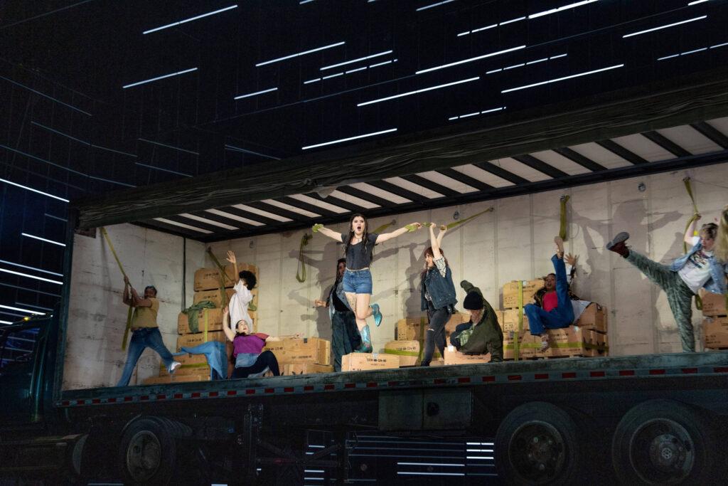 Manifestantes interrompem a ópera 'Carmen' em Nova York - 22/11/2025 - Ilustrada