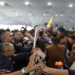 Manifestantes tentam entrar na COP30 e há confronto com segurança