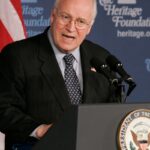 Morre aos 84 anos ex-vice-presidente dos EUA Dick Cheney