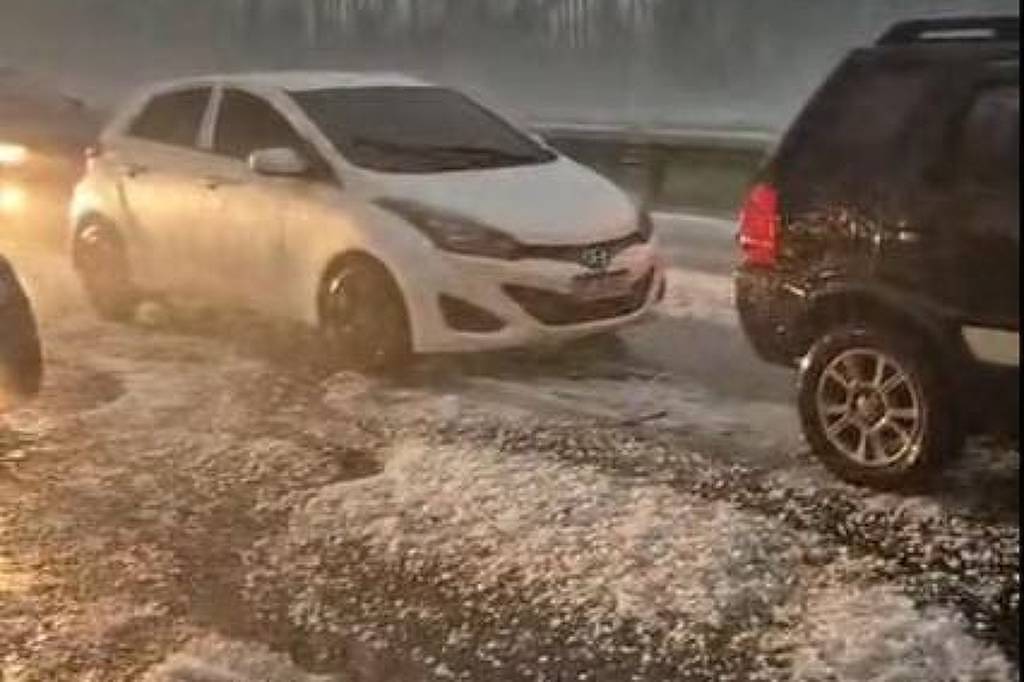 Mulher morre após carro ser arrastado em Hortolândia (SP) - 24/11/2025 - Cotidiano