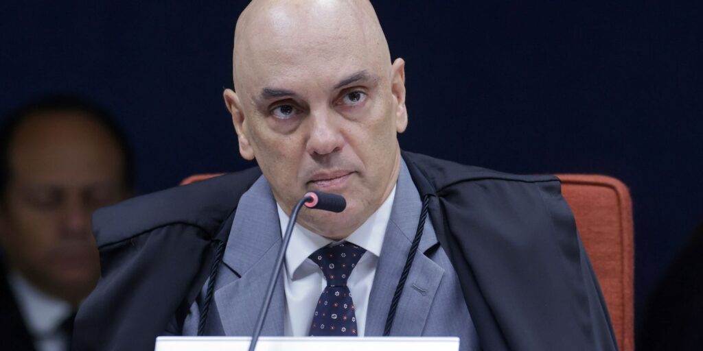 Trama golpista: Moraes abre julgamento de réus acusados de monitorá-lo